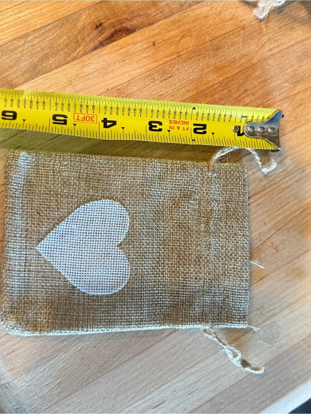🤍Rustic Burlap Drawstring Favor Bags with White Heart - Set of 40